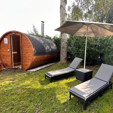 Veluwe Vakanties Chalets With Private Barrel Sauna - With Pool Bar And Restaurant Facilities In The Veluwe National Park Putten Esterno foto