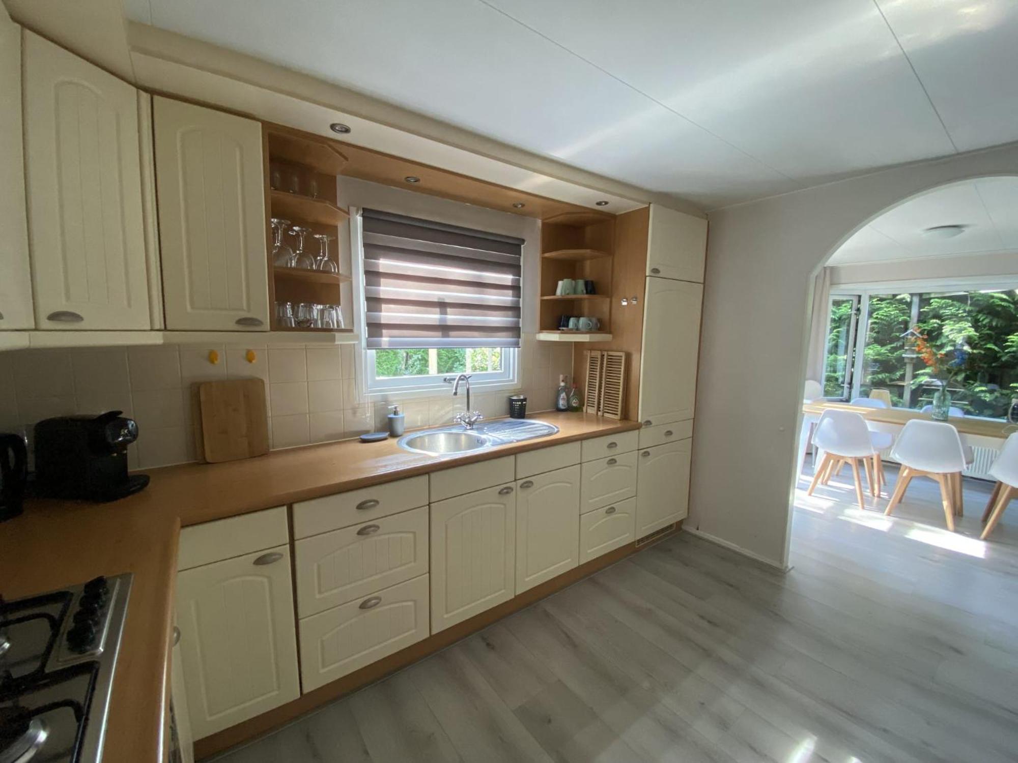 Veluwe Vakanties Chalets With Private Barrel Sauna - With Pool Bar And Restaurant Facilities In The Veluwe National Park Putten Esterno foto