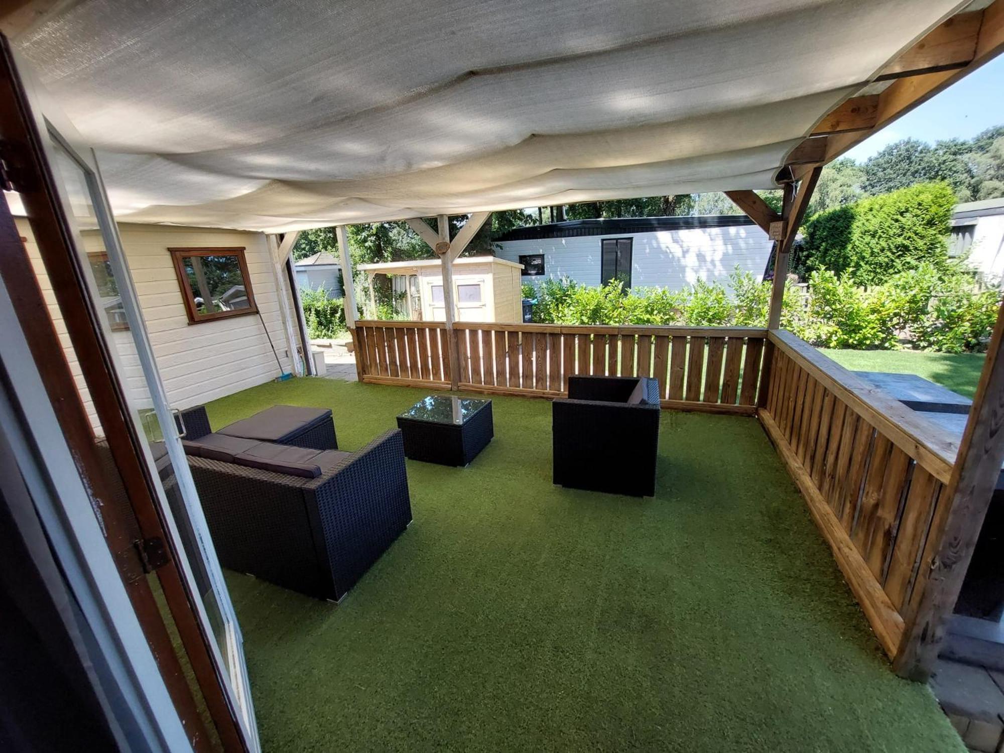 Veluwe Vakanties Chalets With Private Barrel Sauna - With Pool Bar And Restaurant Facilities In The Veluwe National Park Putten Camera foto