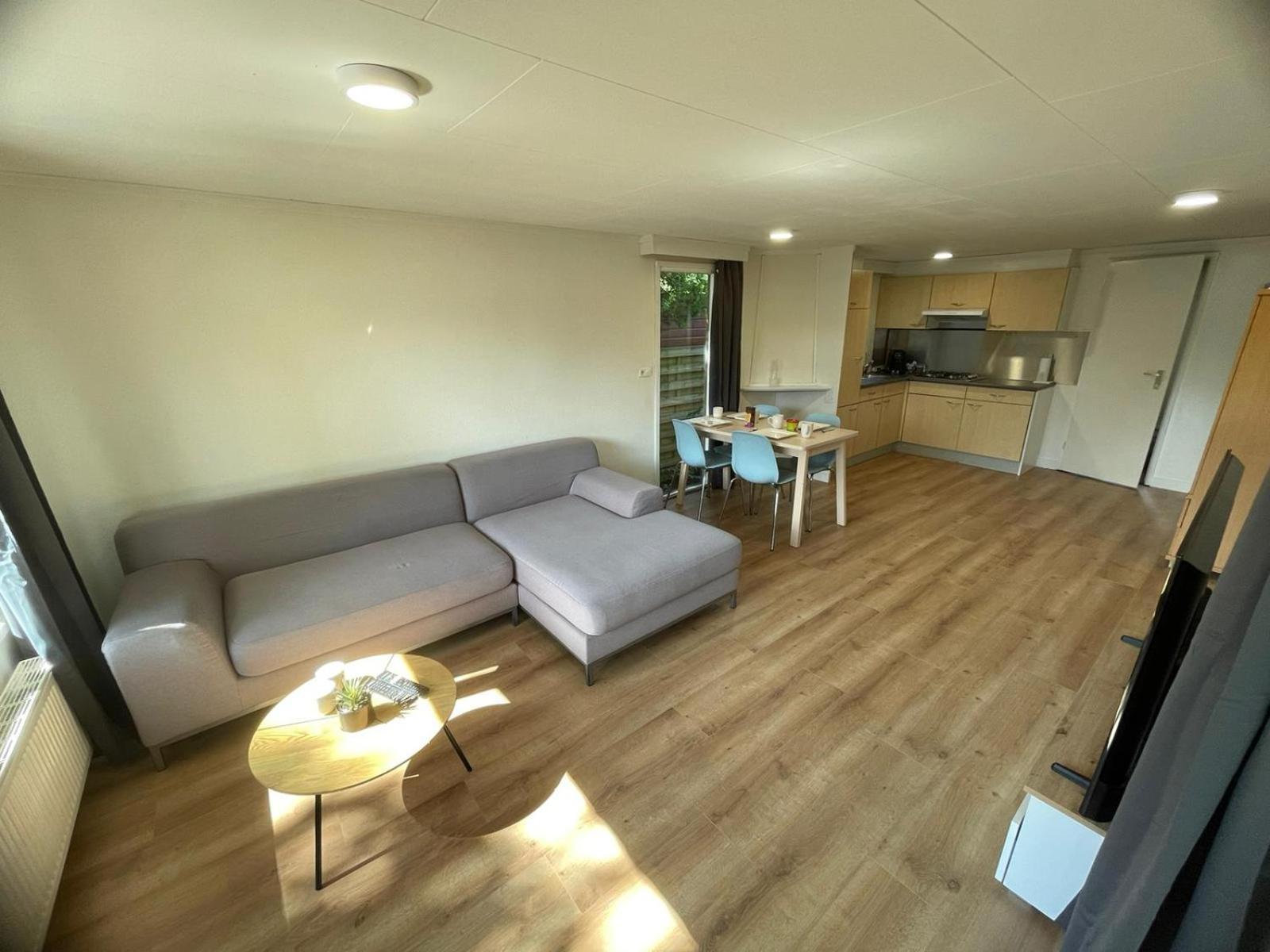 Veluwe Vakanties Chalets With Private Barrel Sauna - With Pool Bar And Restaurant Facilities In The Veluwe National Park Putten Esterno foto